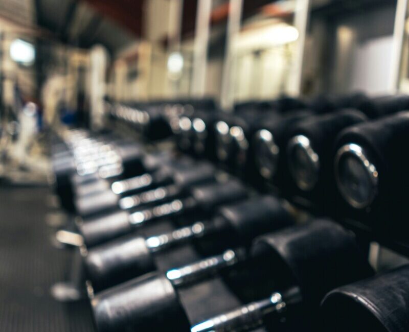 Warum es sich lohnt, eigene Fitnessgeräte zu Hause zu haben und wie man die richtigen auswählt